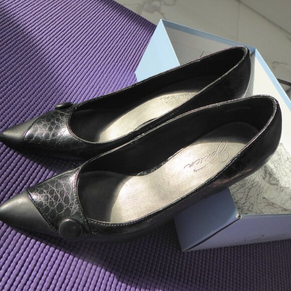 Jessica High Heel Black Pumps - Picture 6 of 10